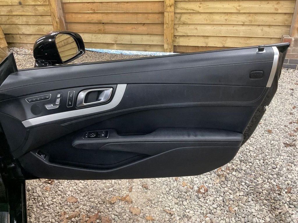 Used Mercedes-Benz SL 2013 for sale - 77507892: Photo 10