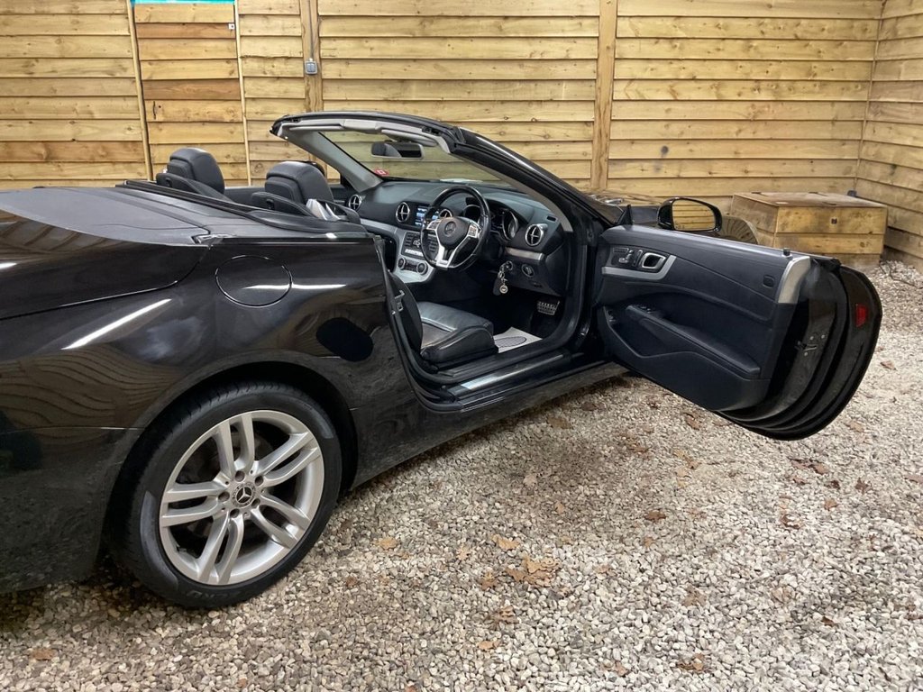 Used Mercedes-Benz SL 2013 for sale - 77507892: Photo 9