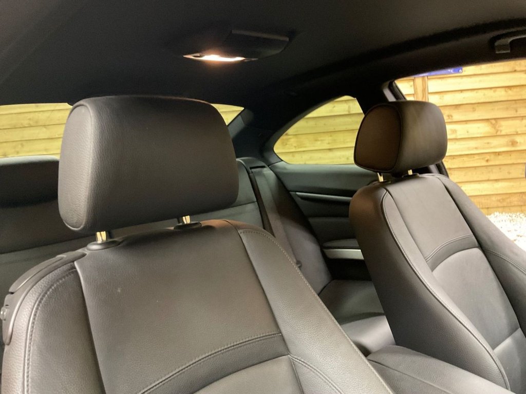 Used BMW 3 Series 2010 for sale - 77966996: Photo 18