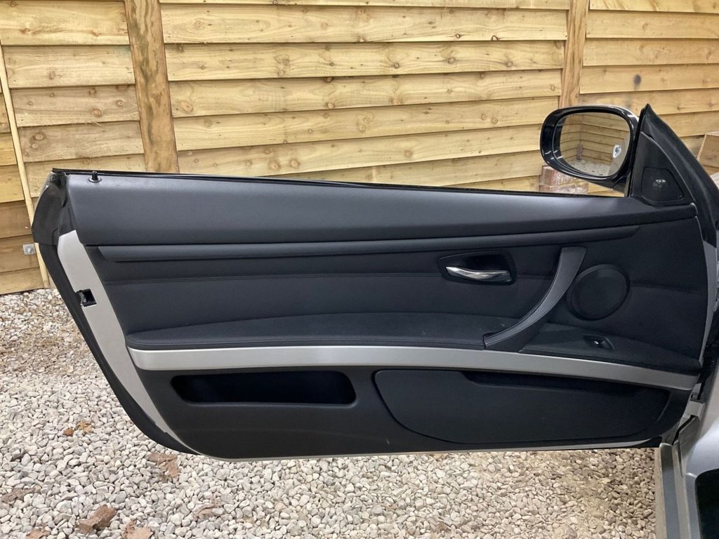 Used BMW 3 Series 2010 for sale - 77966996: Photo 21