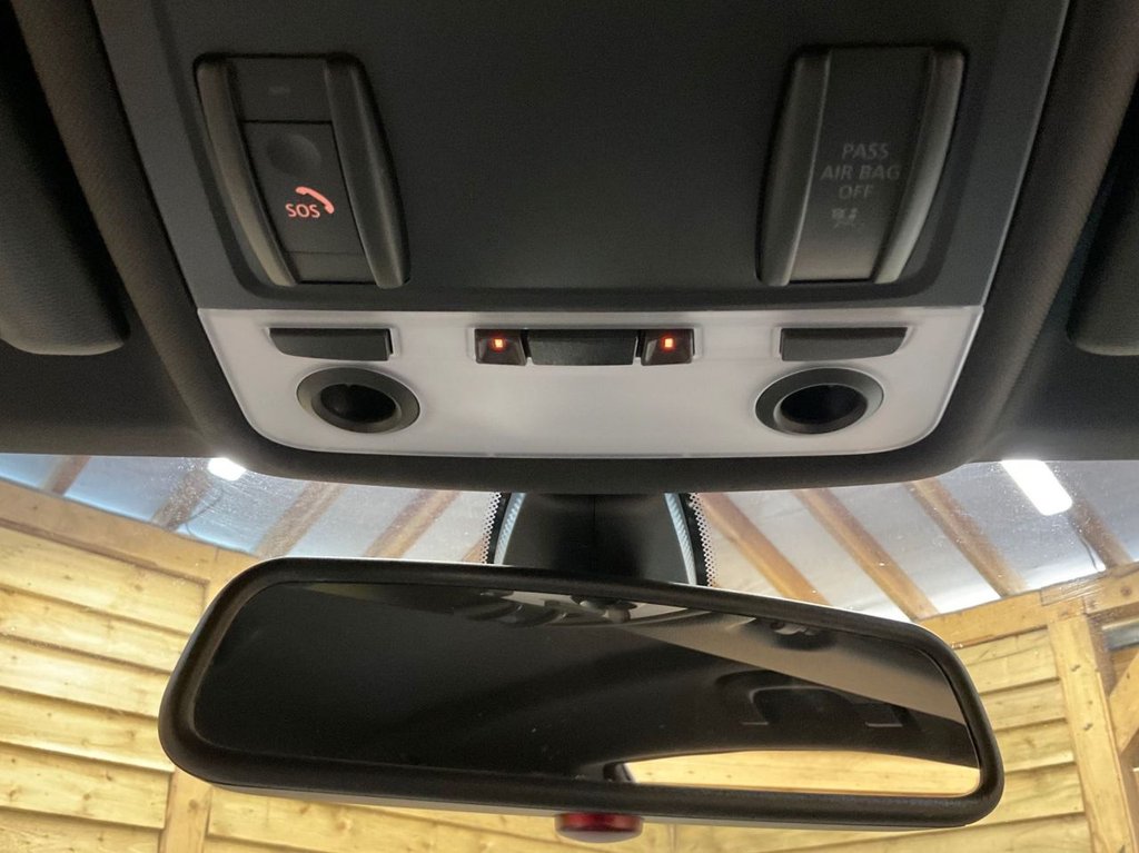 Used BMW 3 Series 2010 for sale - 77966996: Photo 27