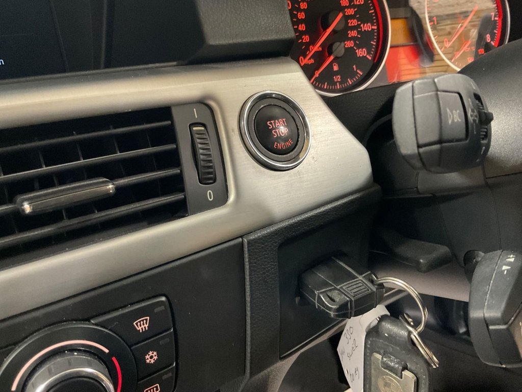 Used BMW 3 Series 2010 for sale - 77966996: Photo 28