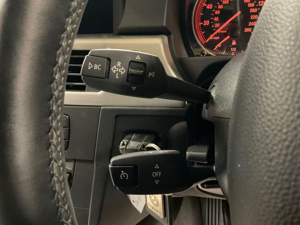 Used BMW 3 Series 2010 for sale - 77966996: Photo 29