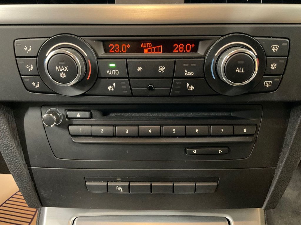 Used BMW 3 Series 2010 for sale - 77966996: Photo 41