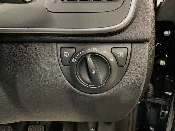 Used Saab 9-3 2010 for sale - 76245227: Photo 35