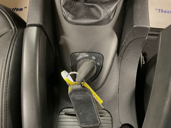 Used Saab 9-3 2010 for sale - 76245227: Photo 40
