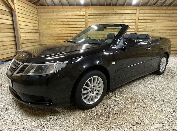 Used Saab 9-3 2010 for sale - 76245227: Photo 4