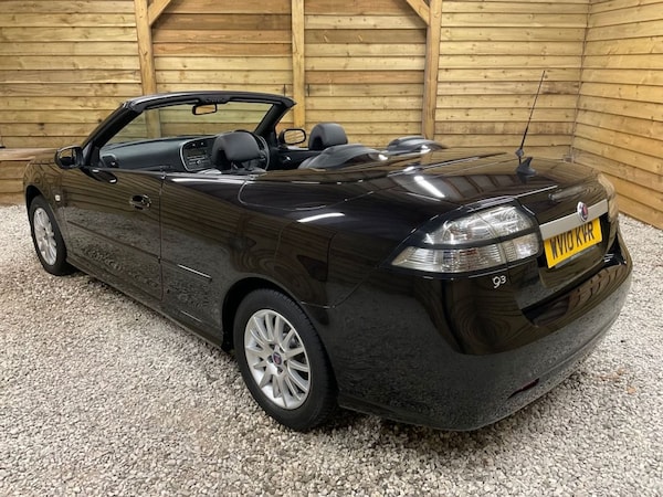 Used Saab 9-3 2010 for sale - 76245227: Photo 5