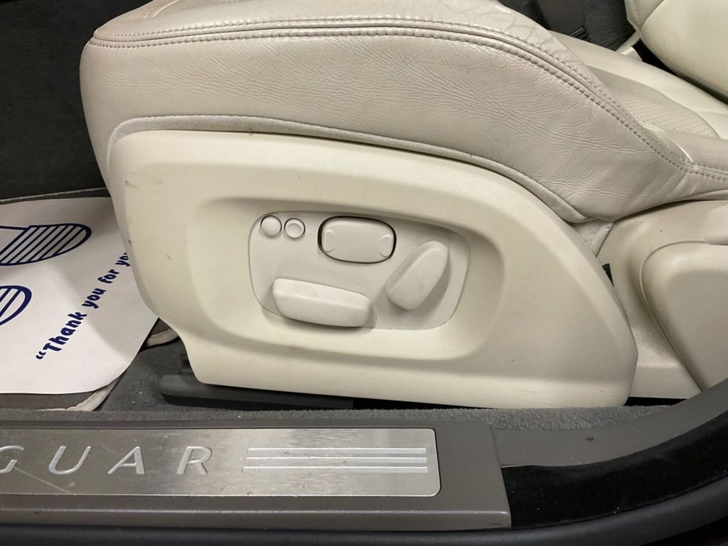 Used Jaguar XF 2010 for sale - 77981466: Photo 26