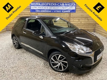 2017 (67) - 1.2 PureTech Connected Chic Hatchback 3dr Petrol Manual Euro 6 (82 ps)