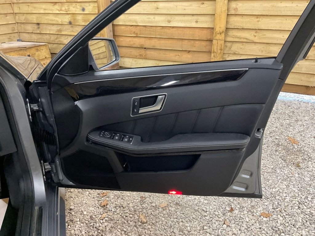 Used Mercedes-Benz E Class 2013 for sale - 76784165: Photo 10