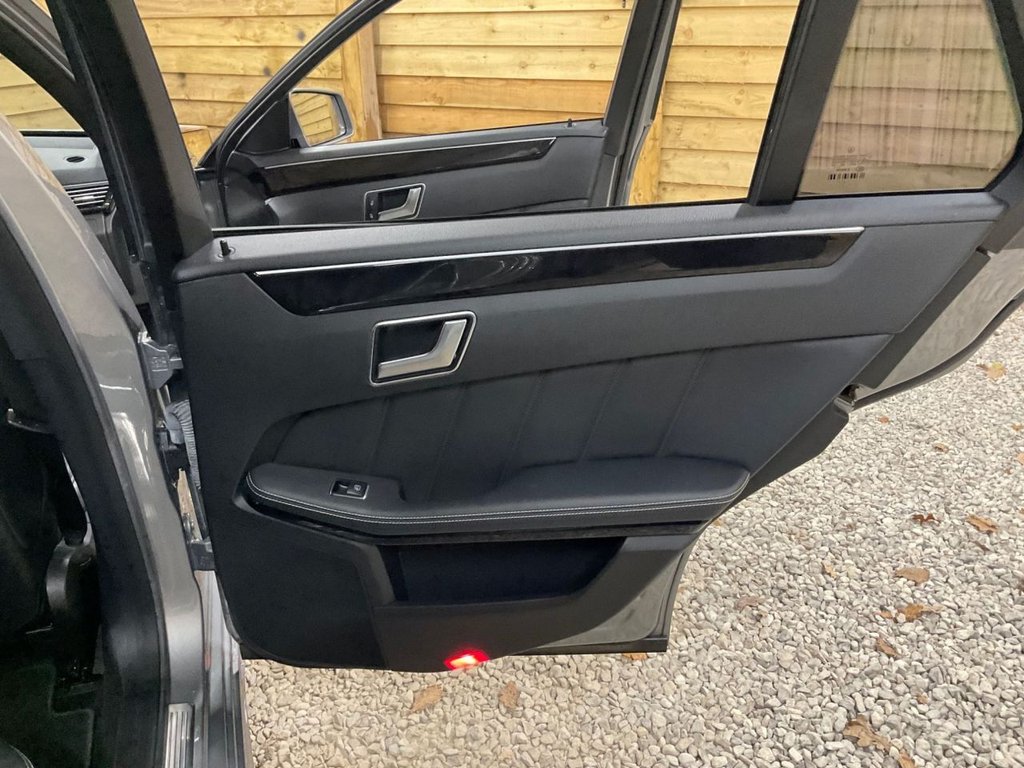 Used Mercedes-Benz E Class 2013 for sale - 76784165: Photo 18