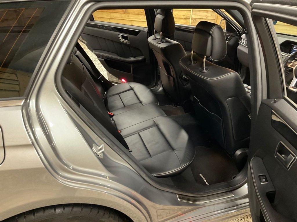 Used Mercedes-Benz E Class 2013 for sale - 76784165: Photo 19