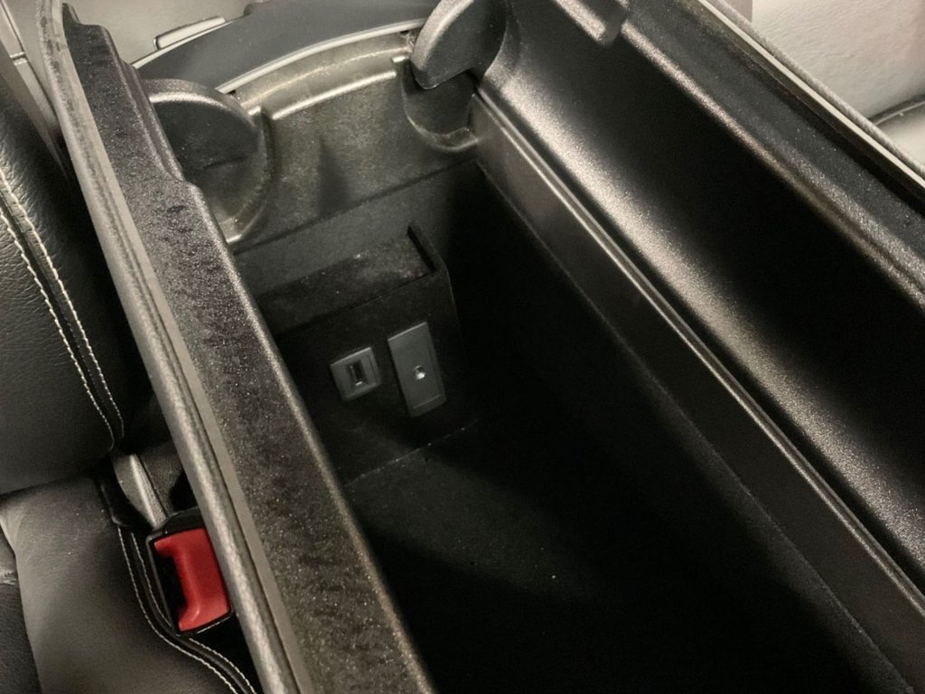 Used Mercedes-Benz E Class 2013 for sale - 76784165: Photo 45