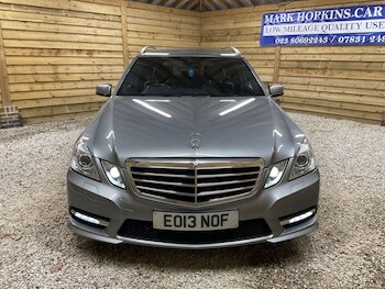 Used Mercedes-Benz E Class 2013 for sale - 76784165: Photo