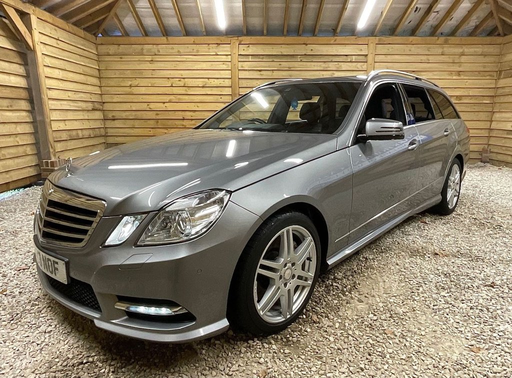 Used Mercedes-Benz E Class 2013 for sale - 76784165: Photo 5