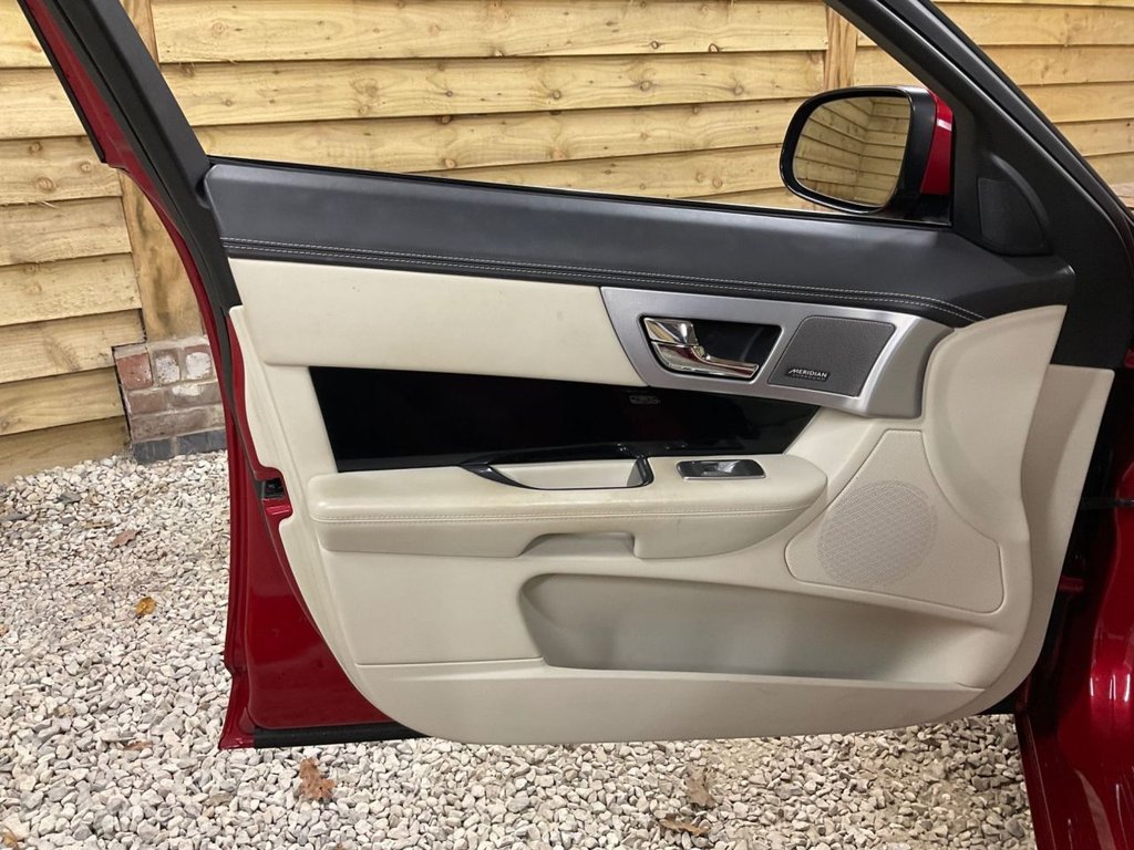 Used Jaguar XF 2013 for sale - 77153378: Photo 18