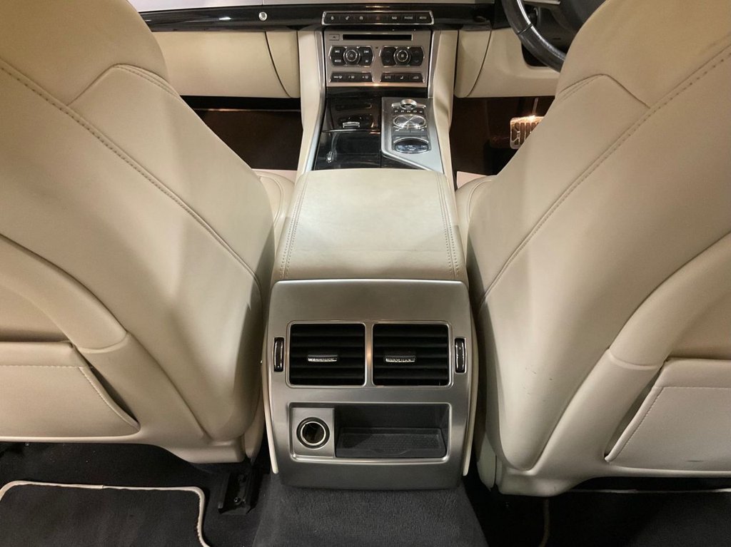 Used Jaguar XF 2013 for sale - 77153378: Photo 24