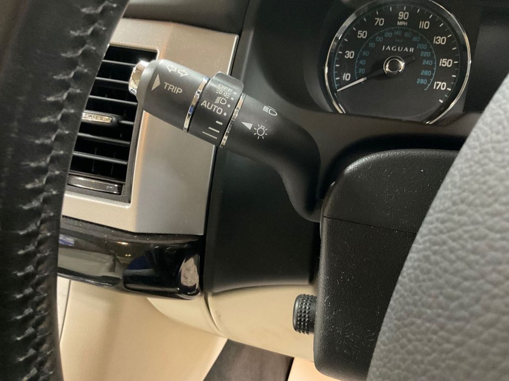 Used Jaguar XF 2013 for sale - 77153378: Photo 29