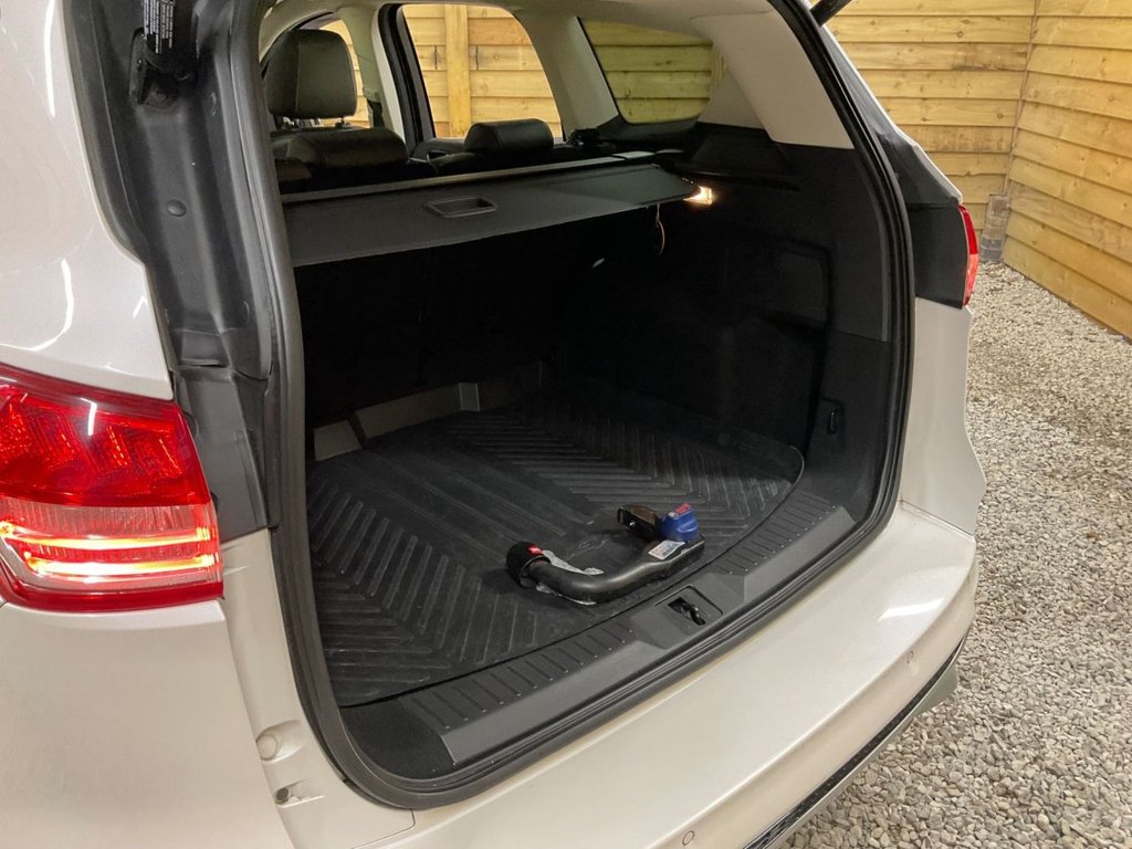 Used Ford Kuga 2015 for sale - 76605048: Photo 46