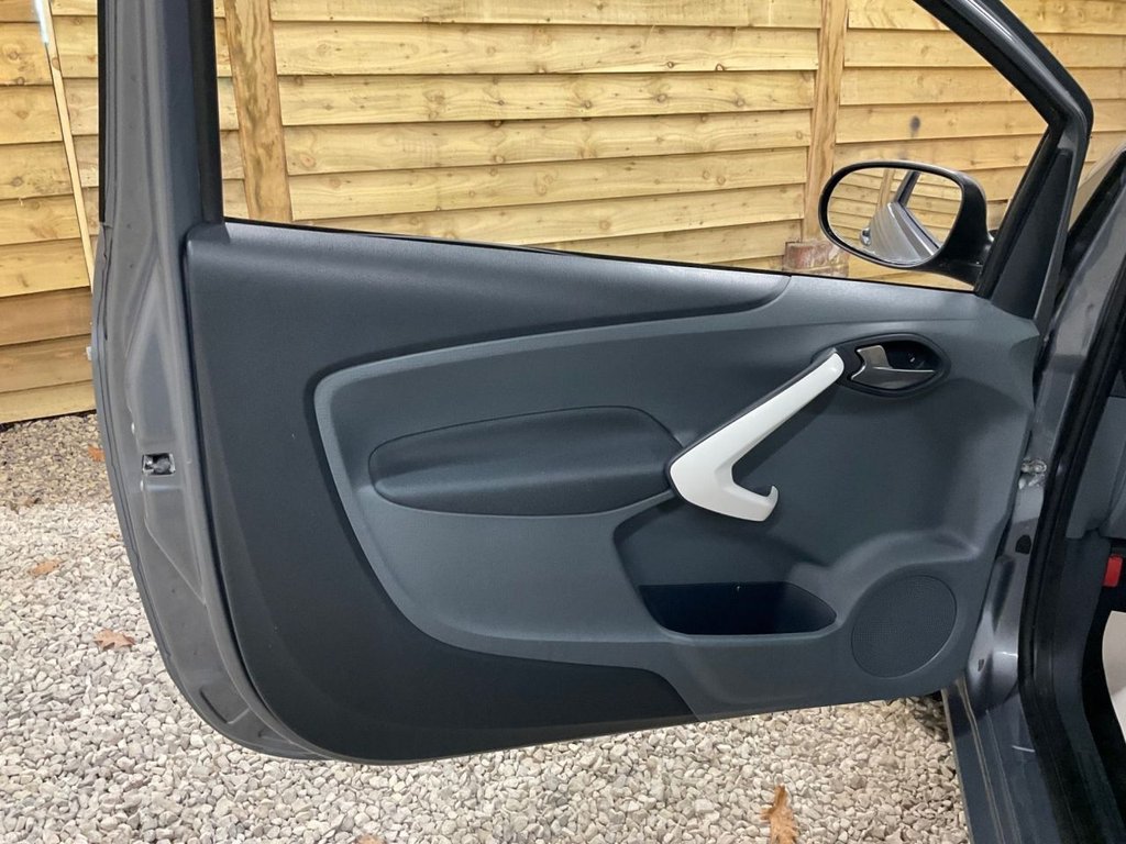 Used Ford Ka 2016 for sale - 76784070: Photo 19