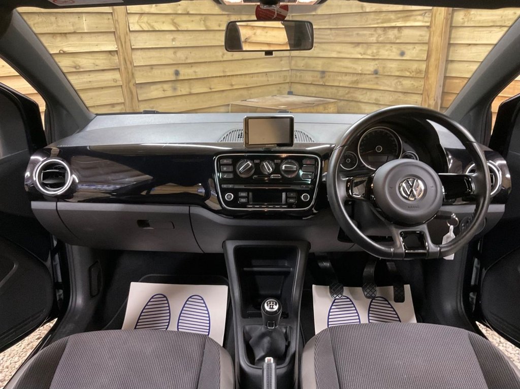 Used Volkswagen up! 2015 for sale - 76751064: Photo 25