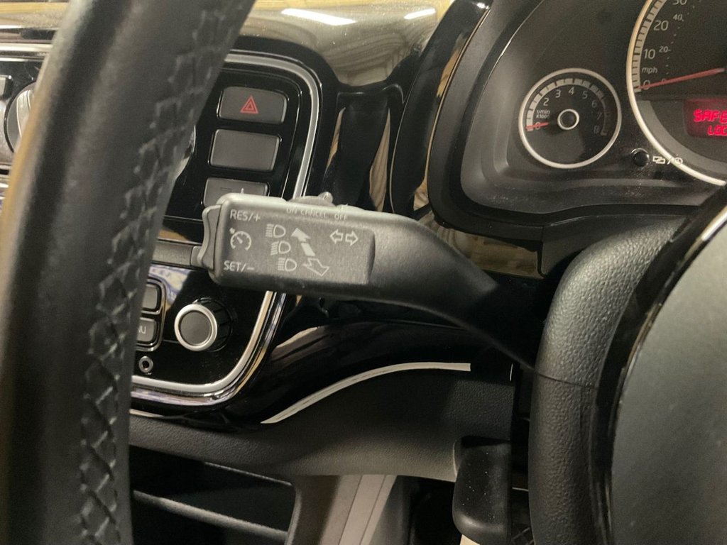 Used Volkswagen up! 2015 for sale - 76751064: Photo 31