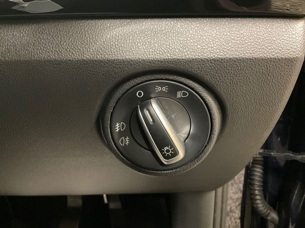 Used Volkswagen up! 2015 for sale - 76751064: Photo 33