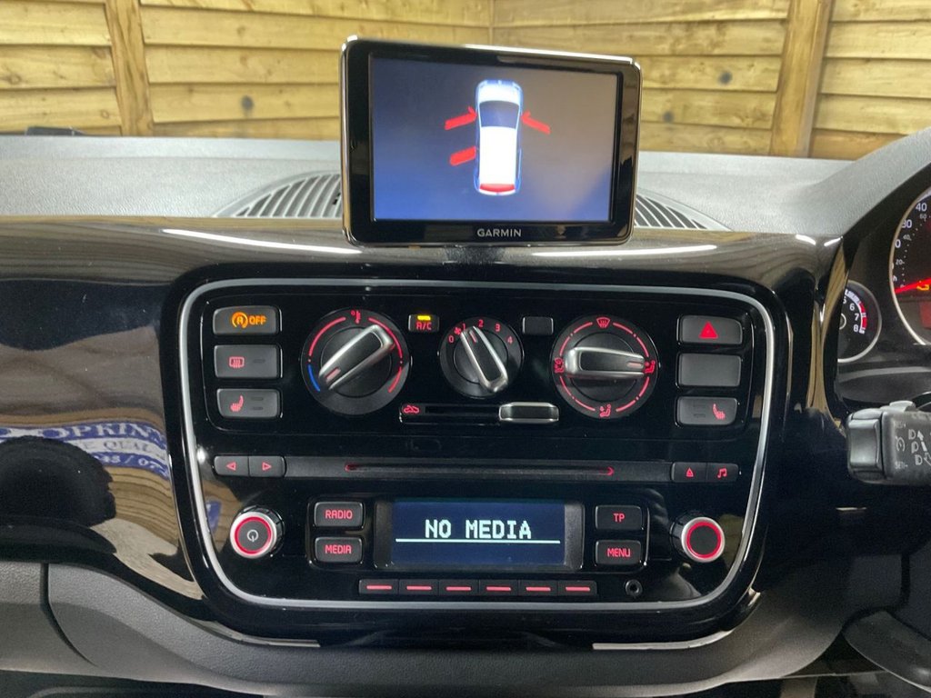 Used Volkswagen up! 2015 for sale - 76751064: Photo 38