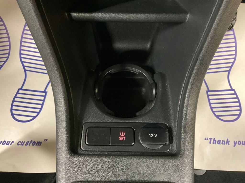 Used Volkswagen up! 2015 for sale - 76751064: Photo 46