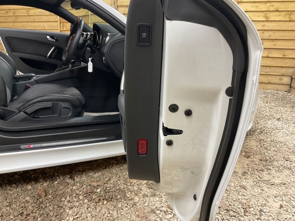 Used Audi TT 2014 for sale - 77654966: Photo 13