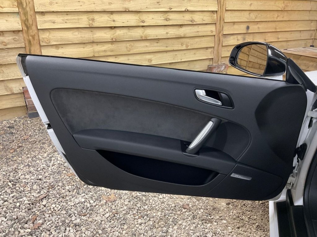 Used Audi TT 2014 for sale - 77654966: Photo 21