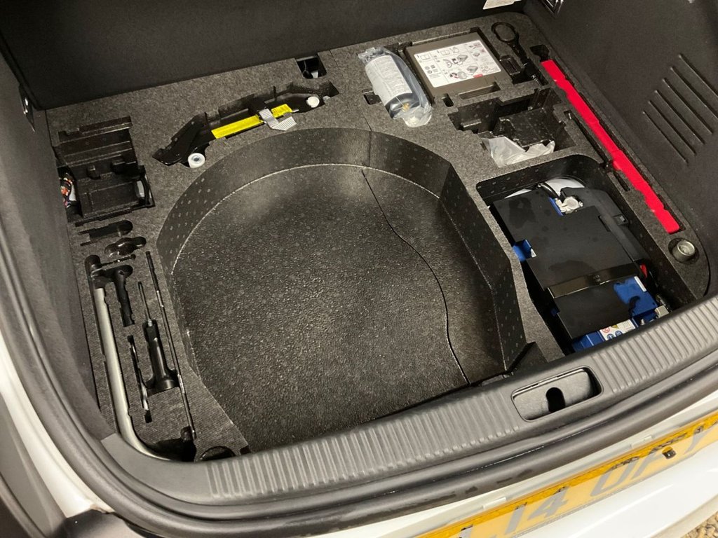 Used Audi TT 2014 for sale - 77654966: Photo 47