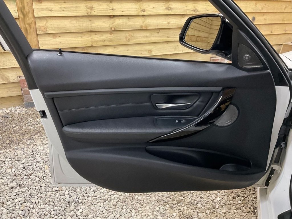 Used BMW 3 Series 2013 for sale - 76605019: Photo 19