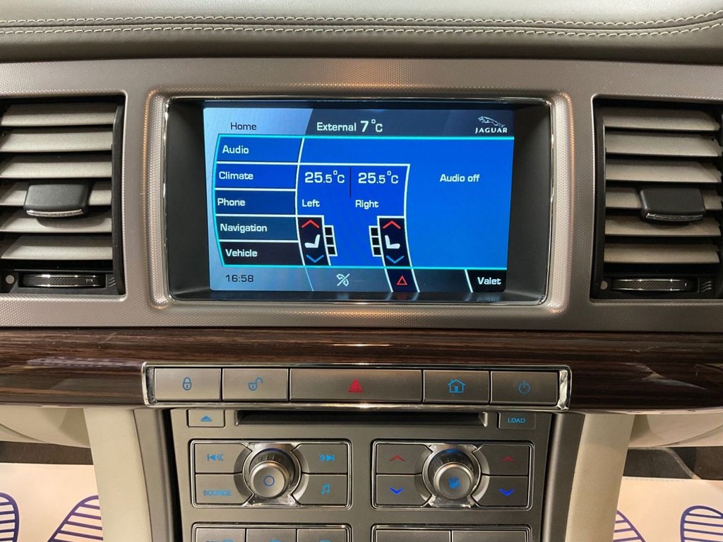 Used Jaguar XF 2010 for sale - 77477723: Photo 45