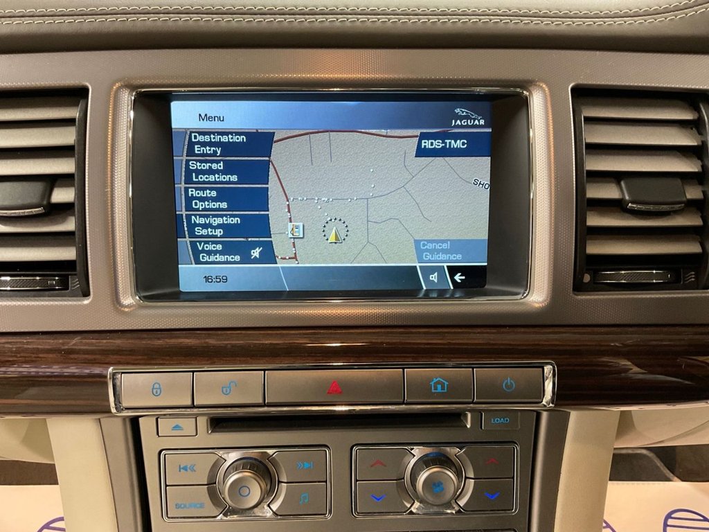 Used Jaguar XF 2010 for sale - 77477723: Photo 49