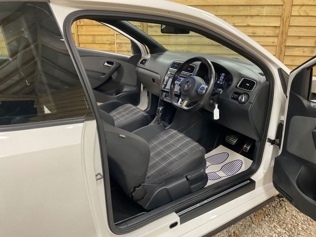 Used Volkswagen Polo 2012 for sale - 77153562: Photo 12