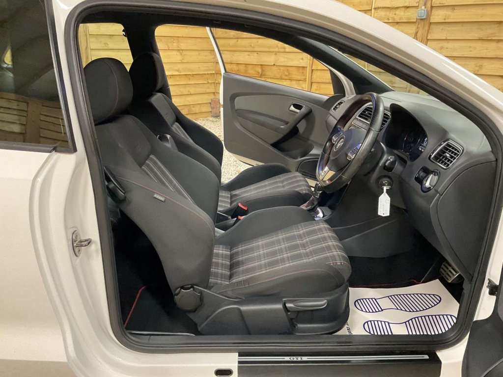 Used Volkswagen Polo 2012 for sale - 77153562: Photo 14