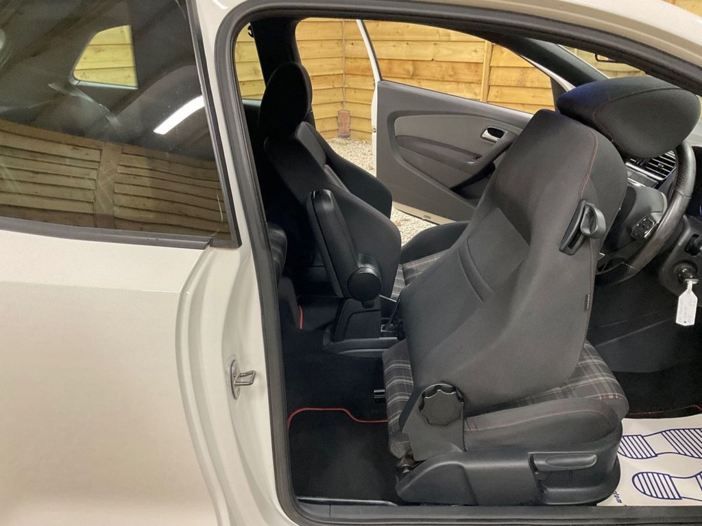 Used Volkswagen Polo 2012 for sale - 77153562: Photo 16