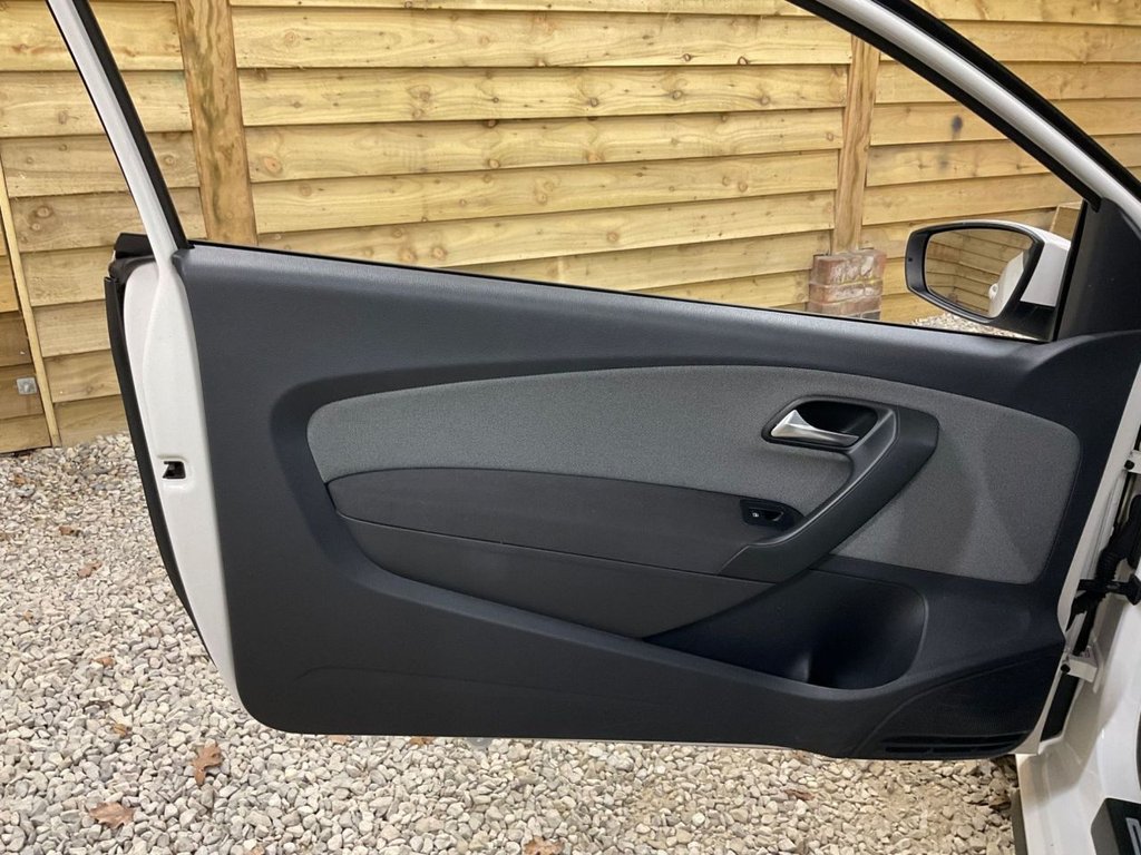 Used Volkswagen Polo 2012 for sale - 77153562: Photo 18