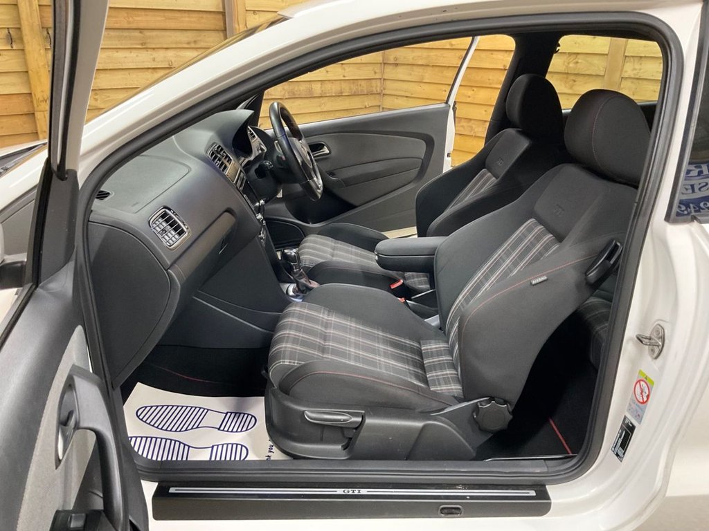 Used Volkswagen Polo 2012 for sale - 77153562: Photo 21