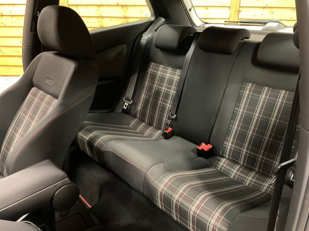 Used Volkswagen Polo 2012 for sale - 77153562: Photo 23