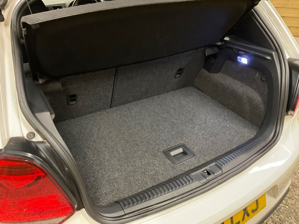 Used Volkswagen Polo 2012 for sale - 77153562: Photo 44