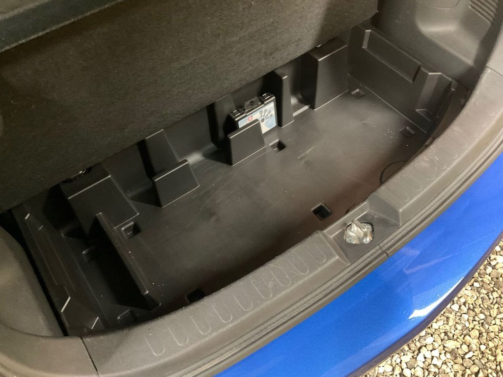 Used Vauxhall Agila 2014 for sale - 77655135: Photo 39