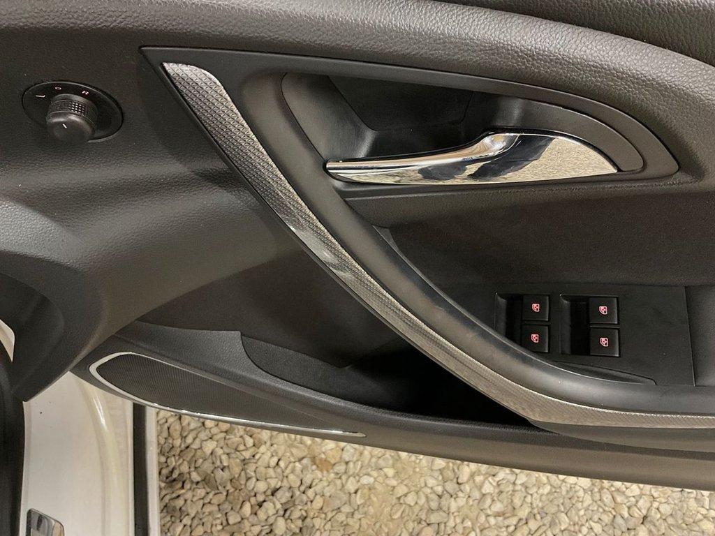 Used Vauxhall Cascada 2016 for sale - 76235648: Photo 11