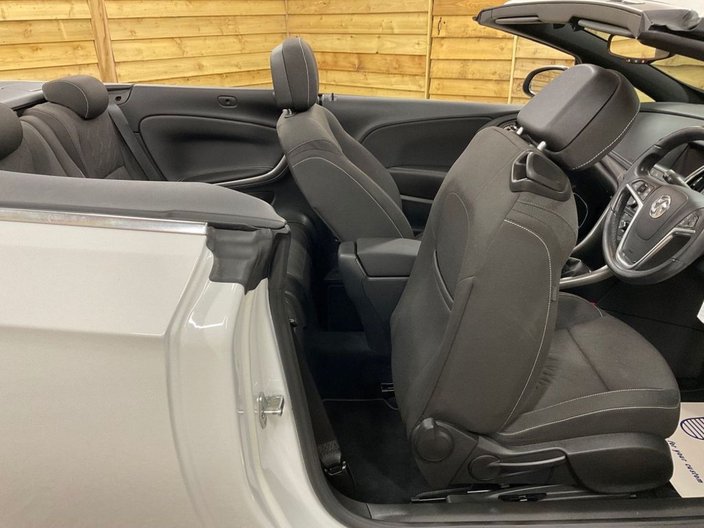 Used Vauxhall Cascada 2016 for sale - 76235648: Photo 16
