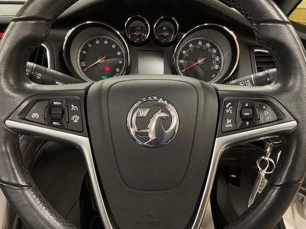 Used Vauxhall Cascada 2016 for sale - 76235648: Photo 29
