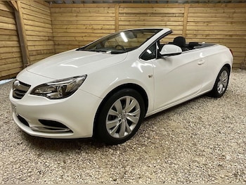 Used Vauxhall Cascada 2016 for sale - 76235648: Photo 4