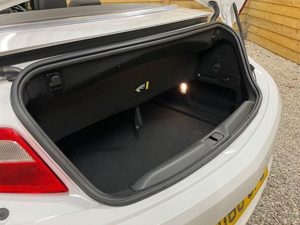 Used Vauxhall Cascada 2016 for sale - 76235648: Photo 50