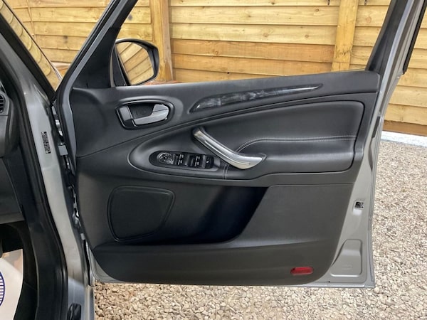 Used Ford Galaxy 2013 for sale - 76235661: Photo 10